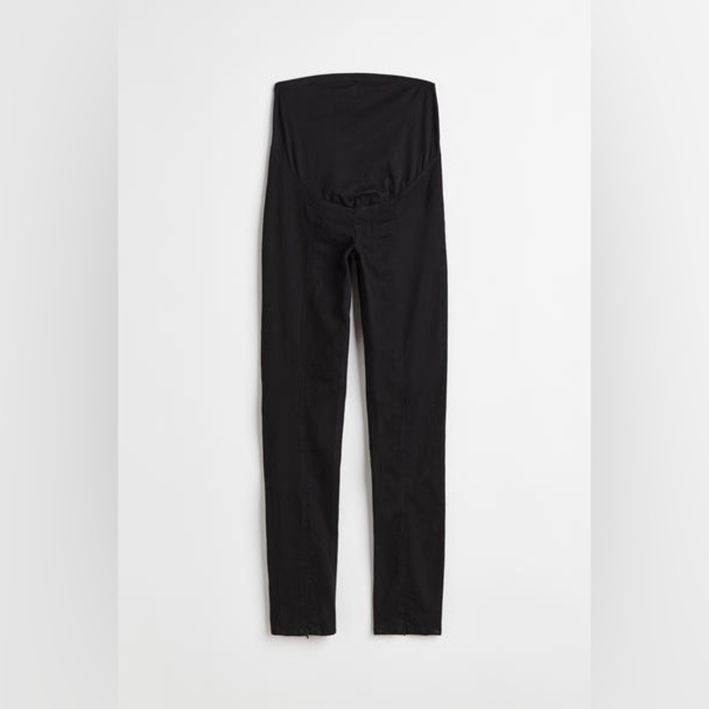 Maternity back jeans with ankle zipper